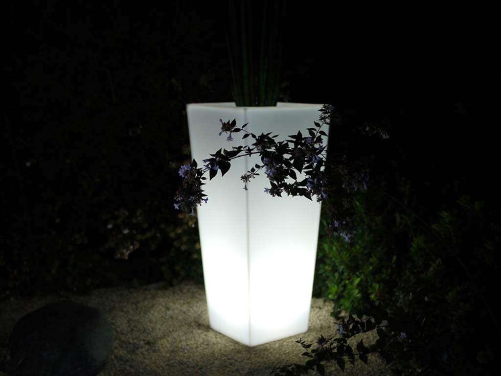 ARDUX 15,2 cm de forme ronde 25 lumières LED lumière vase base lumière avec  charge USB ou piédestal à piles pour décoration de la maison (lot de 1